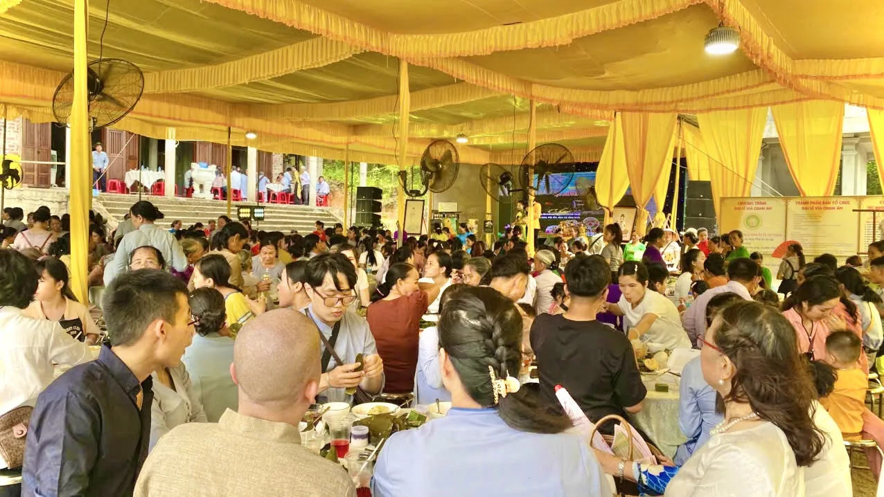 A vegetarian com chay buffet of Vietnamese plant-based dishes in Da Nang