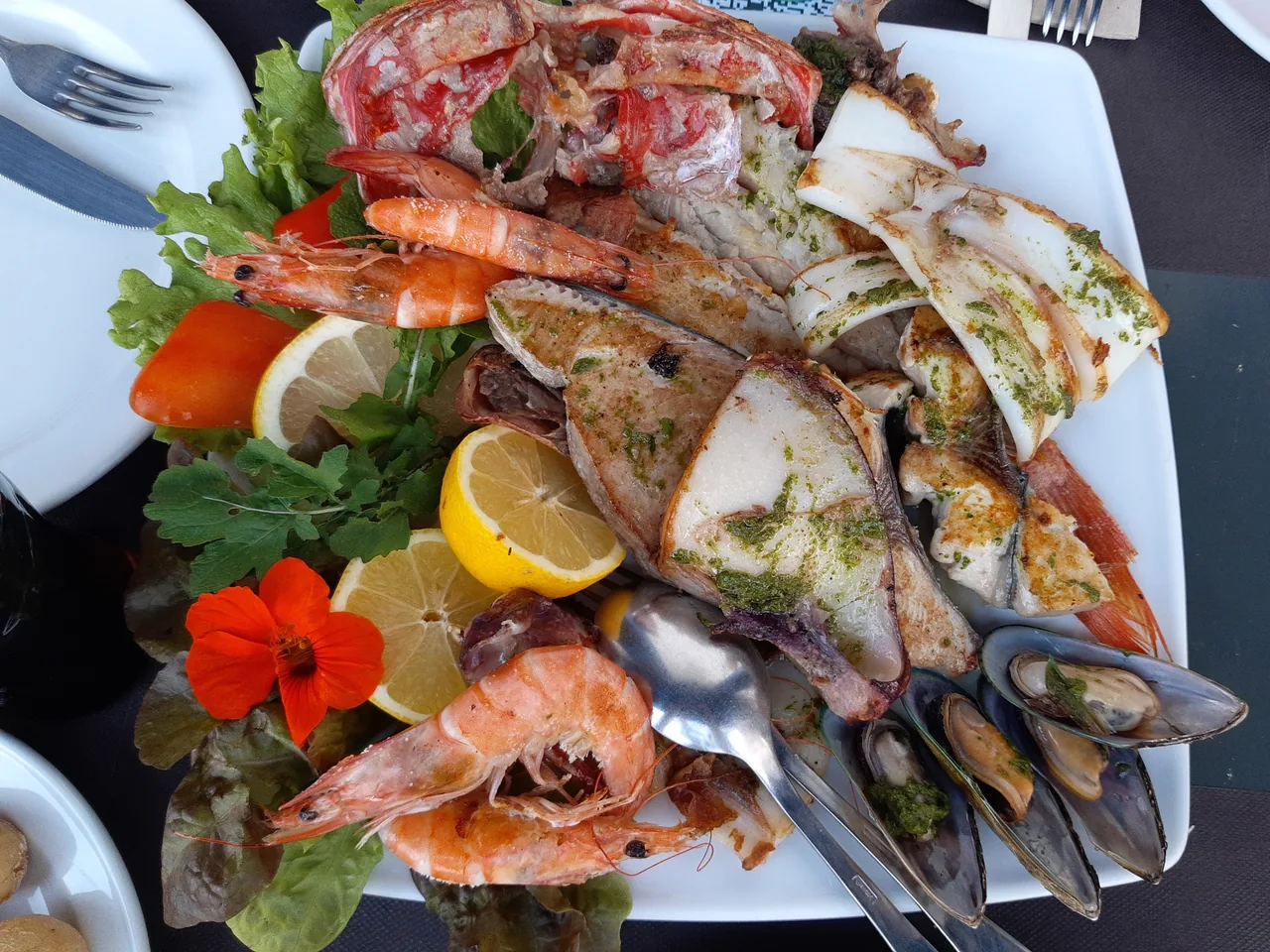 A platter of freshly grilled seafood