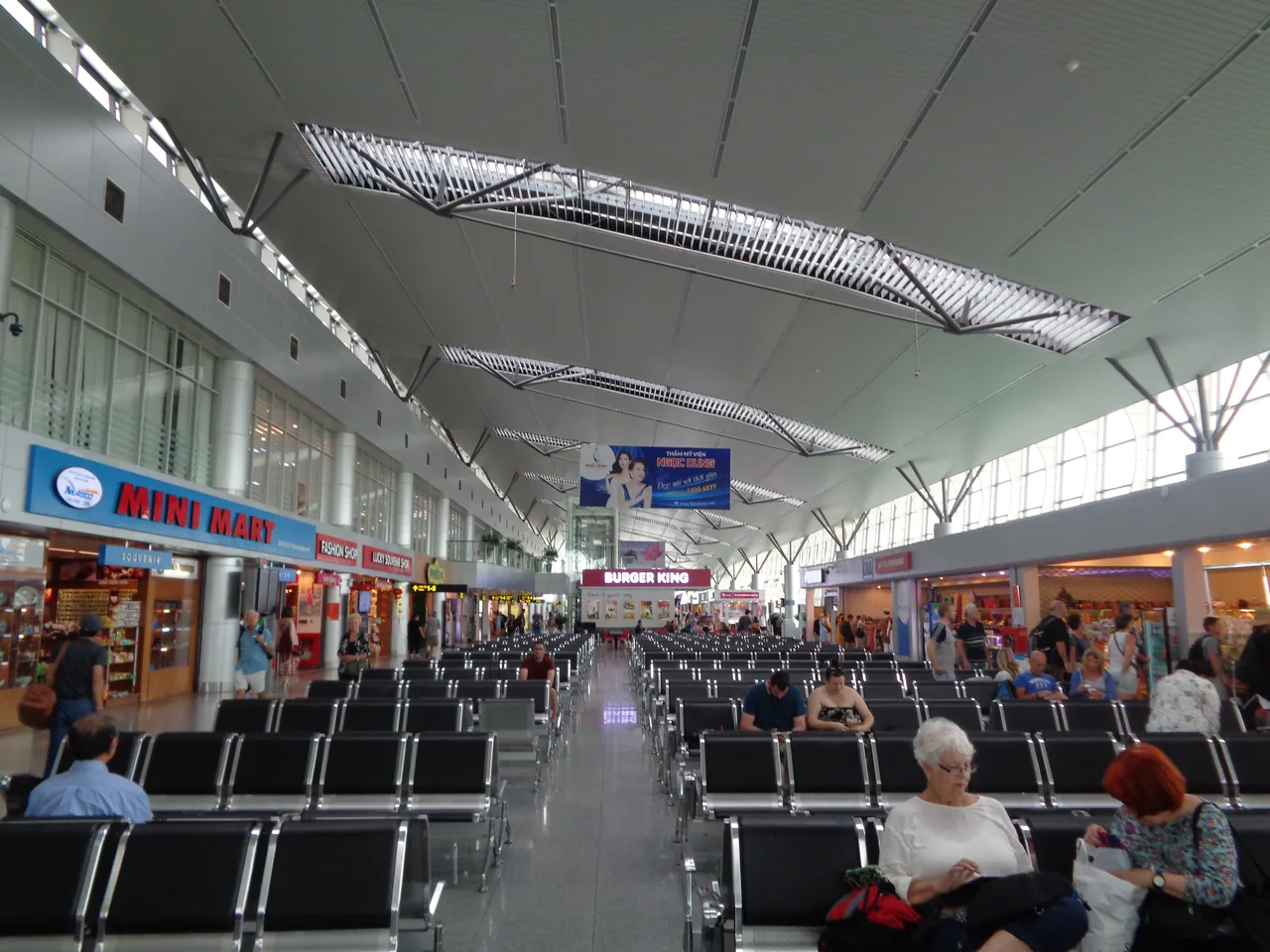 The international terminal building at Da Nang International Airport