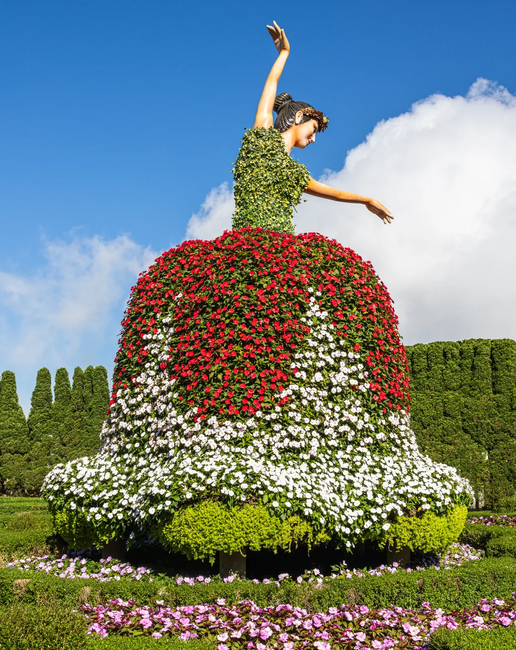 A flower topiary garden in Le Jardin D'Amour at Ba Na Hills