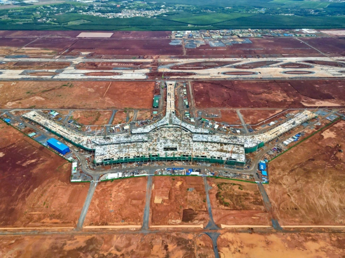 2025年中隆城國際機場航廈施工現場 2025年中隆城國際機場航廈施工現場