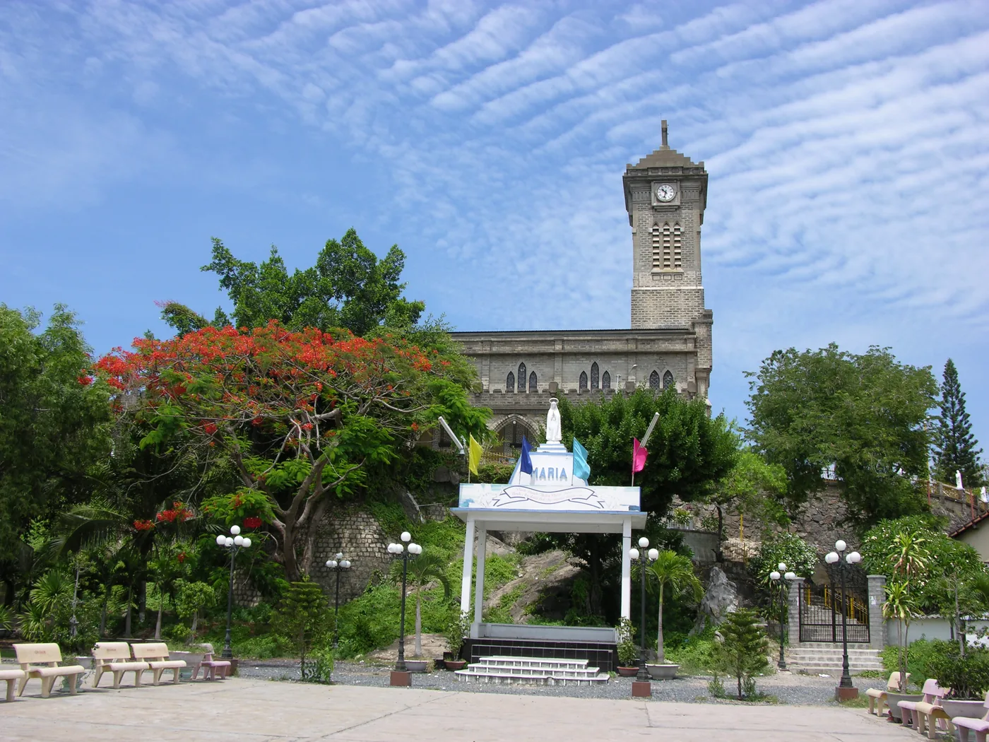 Nha Trang Cathedral, the French Gothic stone church (Nha tho Nui) Nha Trang Cathedral, the French Gothic stone church (Nha tho Nui)